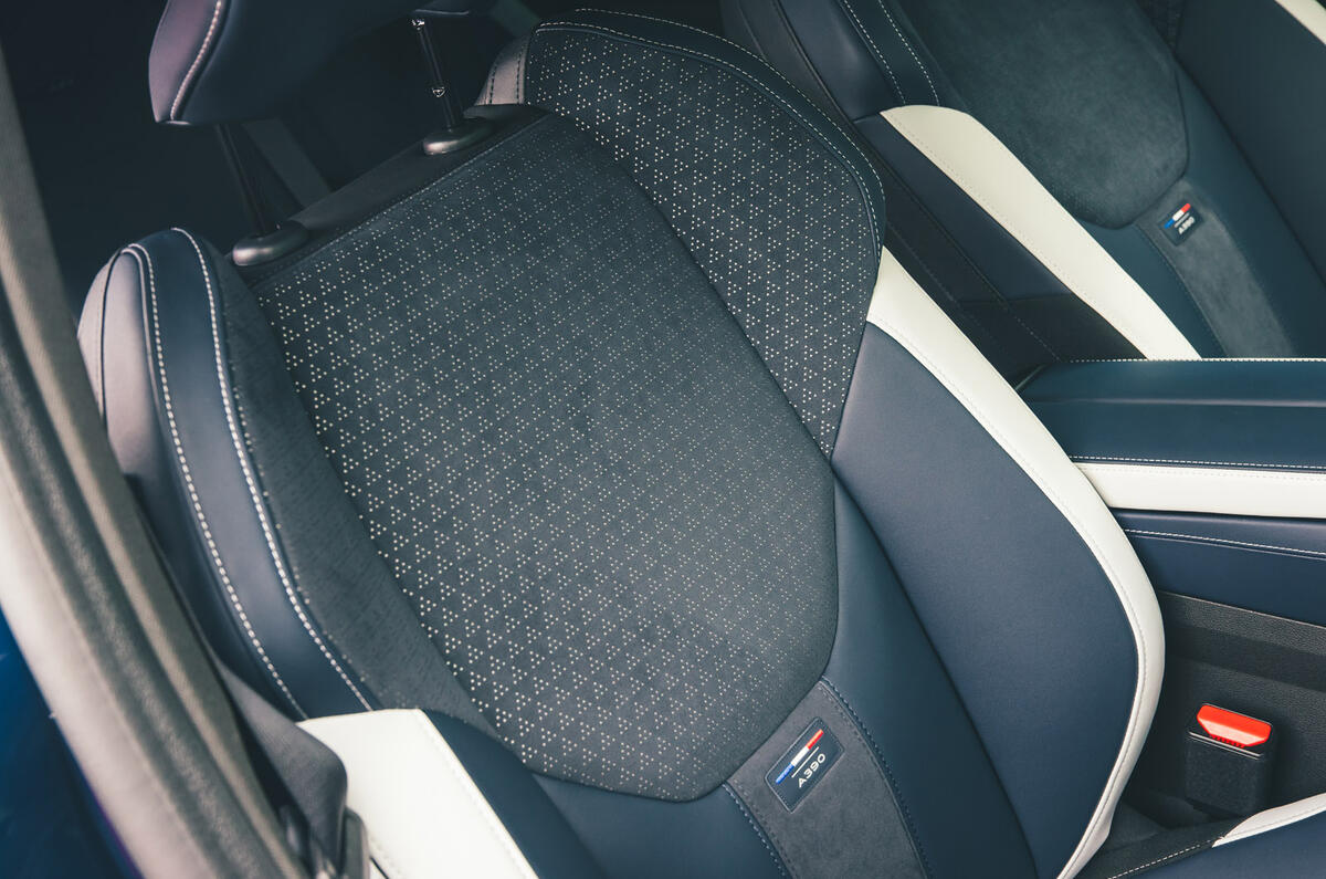 Alpine A390 review 2026 023