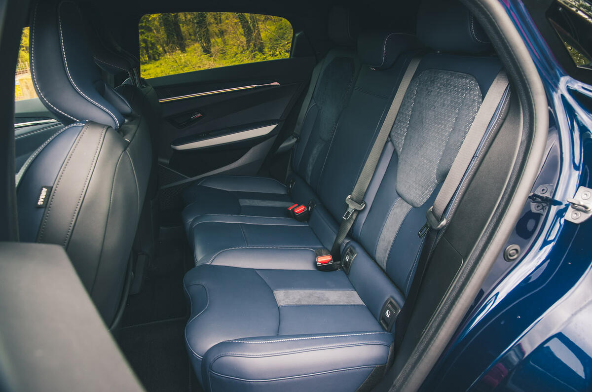 Alpine A390 review 2026 025