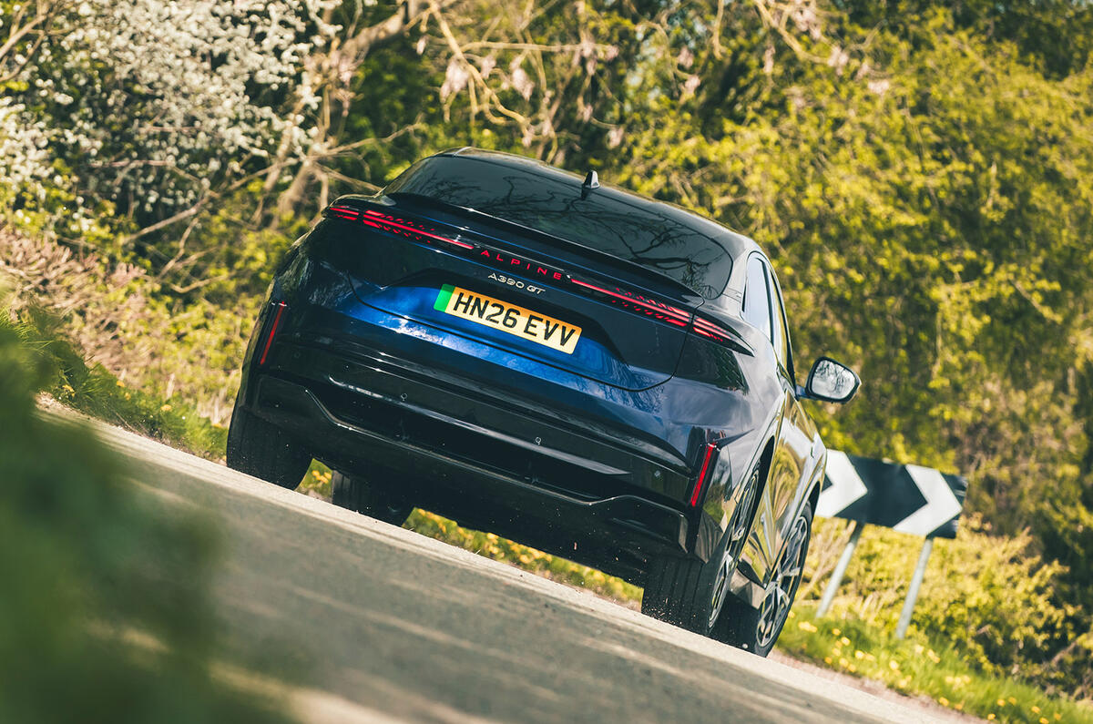 Alpine A390 review 2026 029