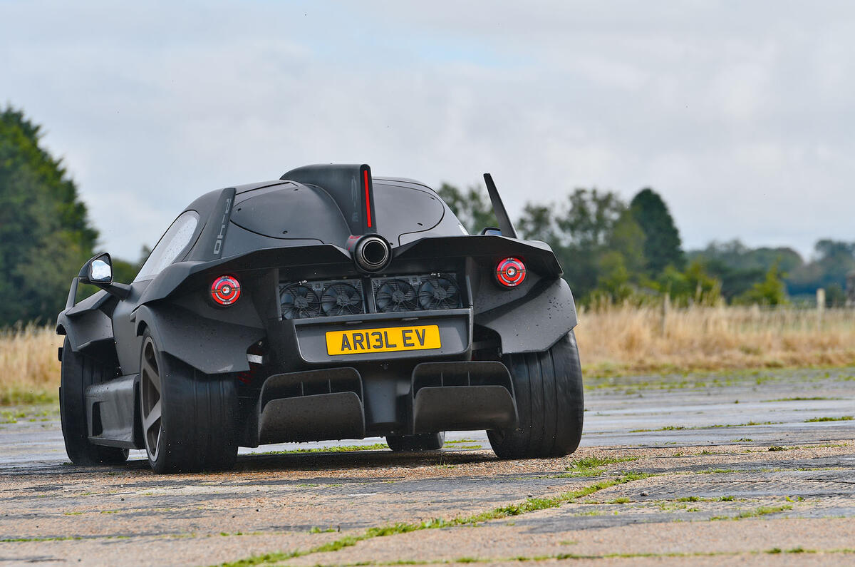 ariel hipercar 2022 rear tracking ariel hipercar 2022 rear tracking