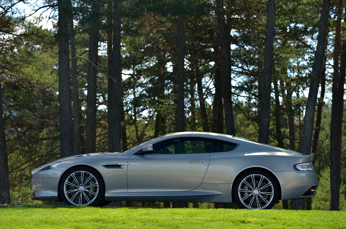 Aston Martin DB9 side profile