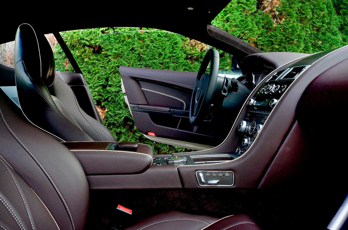 Aston Martin DB9 front seats