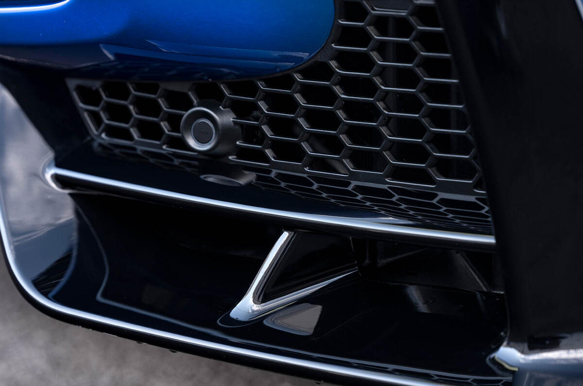 Aston Martin DBX review 2025 005