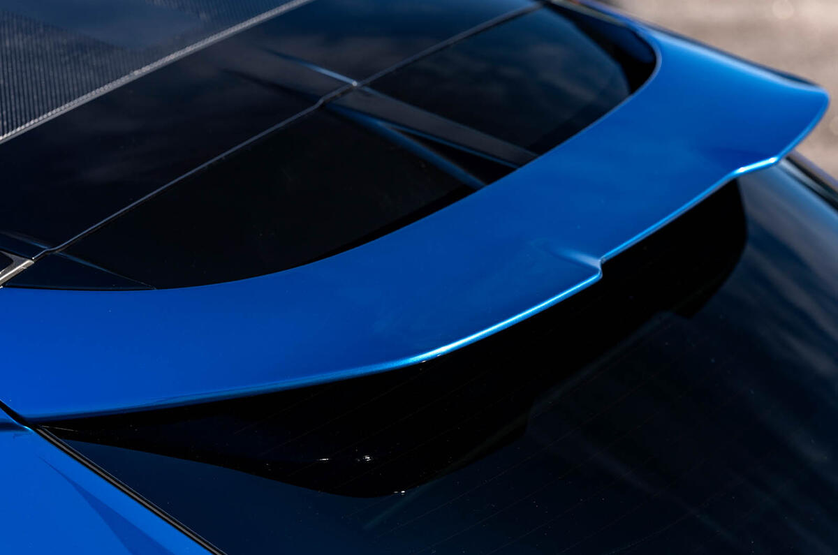 Aston Martin DBX review 2025 008