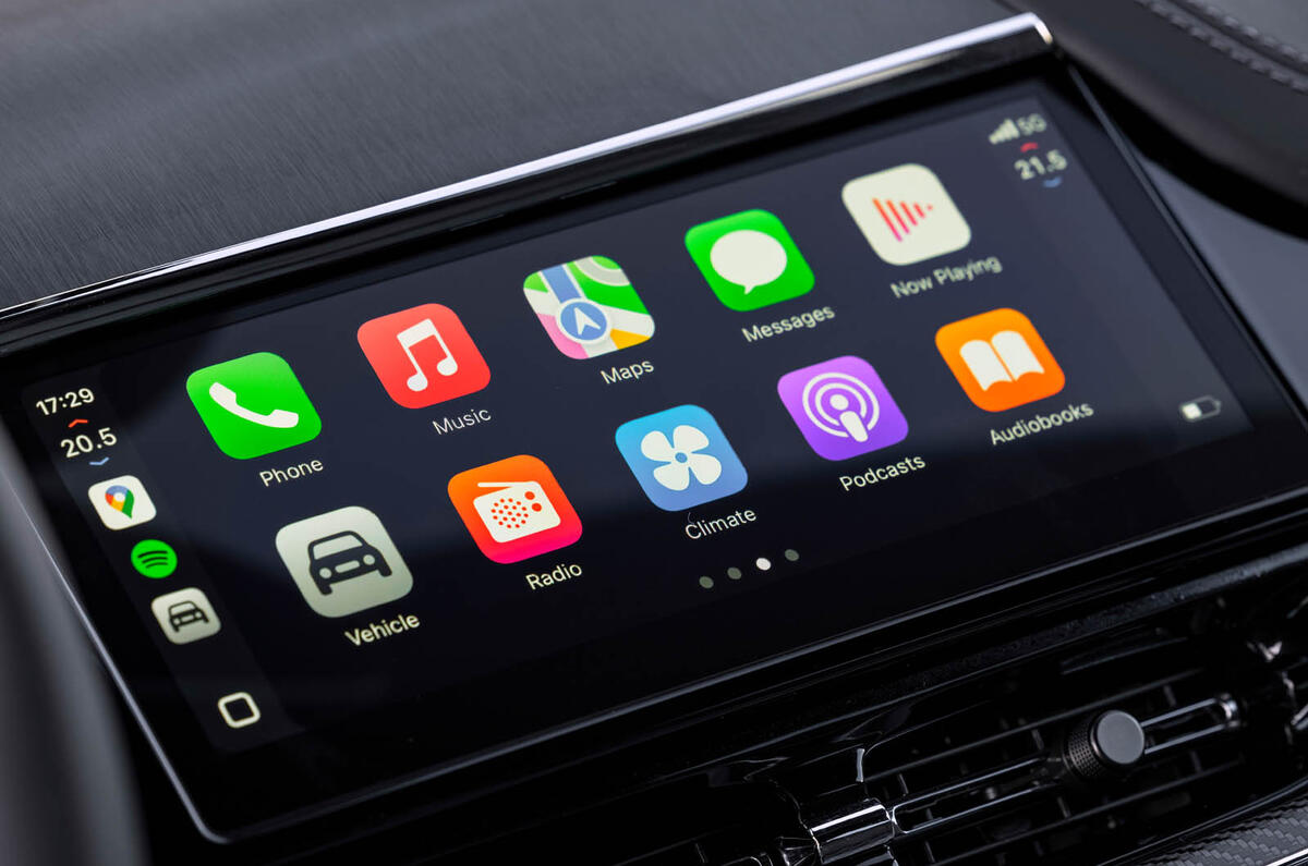 Aston Martin DBX review 2025 018