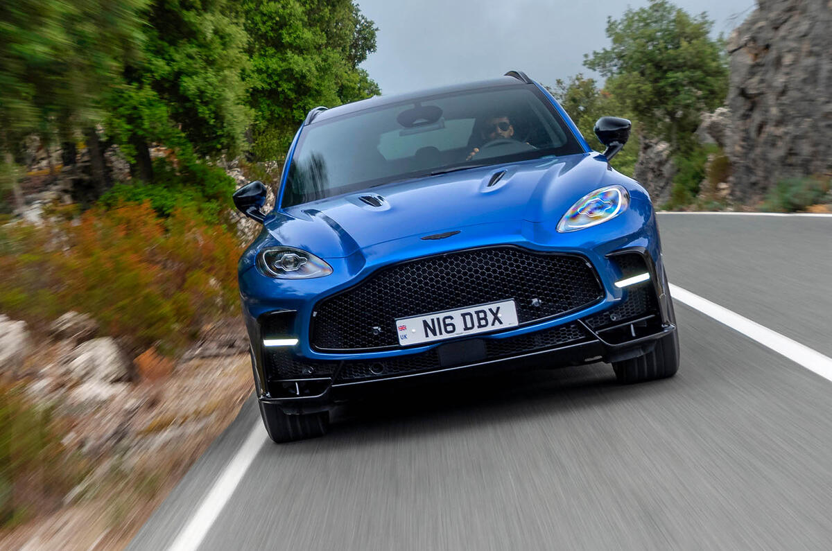 Aston Martin DBX review 2025 027