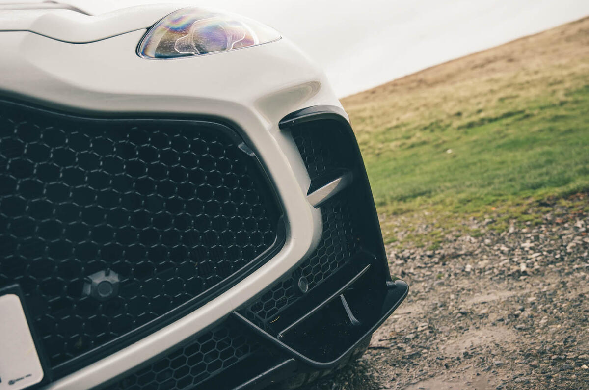 Aston Martin DBX S 2025 review 006