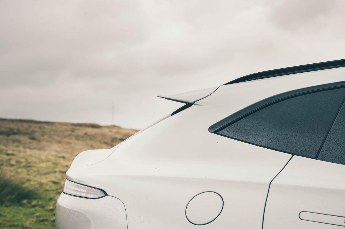 Aston Martin DBX S 2025 review 009