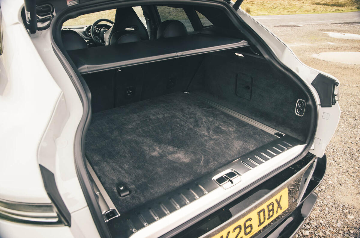 Aston Martin DBX S 2025 review 019