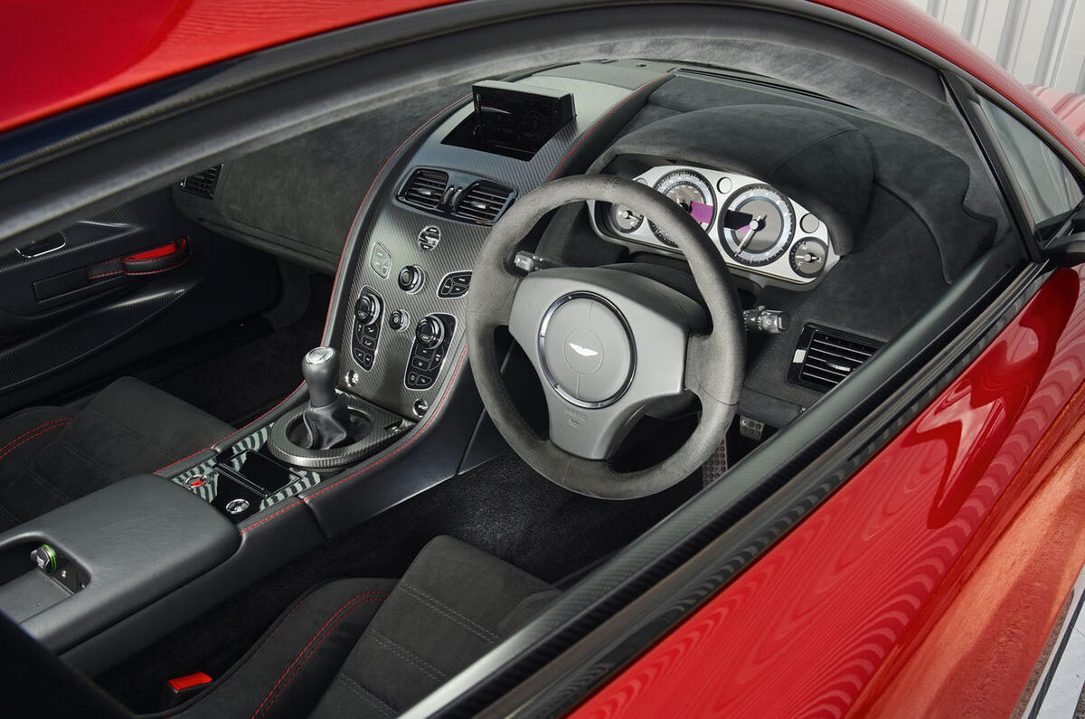 Aston Martin Vantage GT8 dashboard