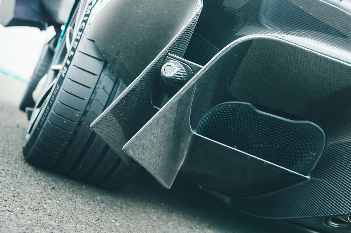 aston martin valhalla prototype 2025 rear diffuser 10