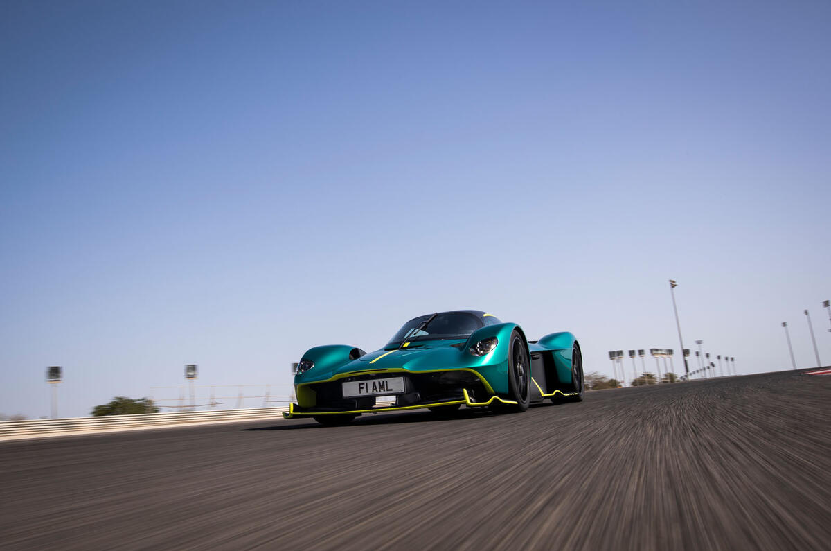 aston martin valkyrie 2023 17 aston martin valkyrie 2023 17