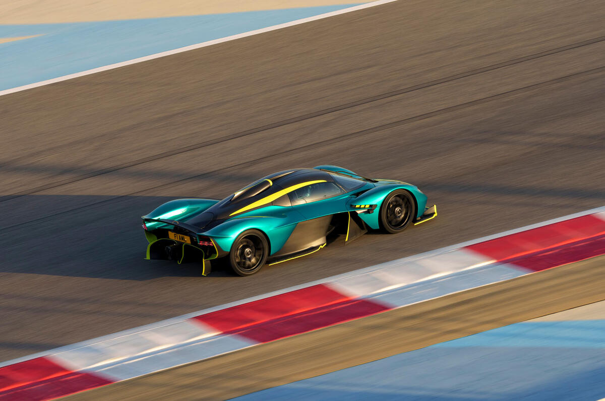 aston martin valkyrie 2023 21 aston martin valkyrie 2023 21