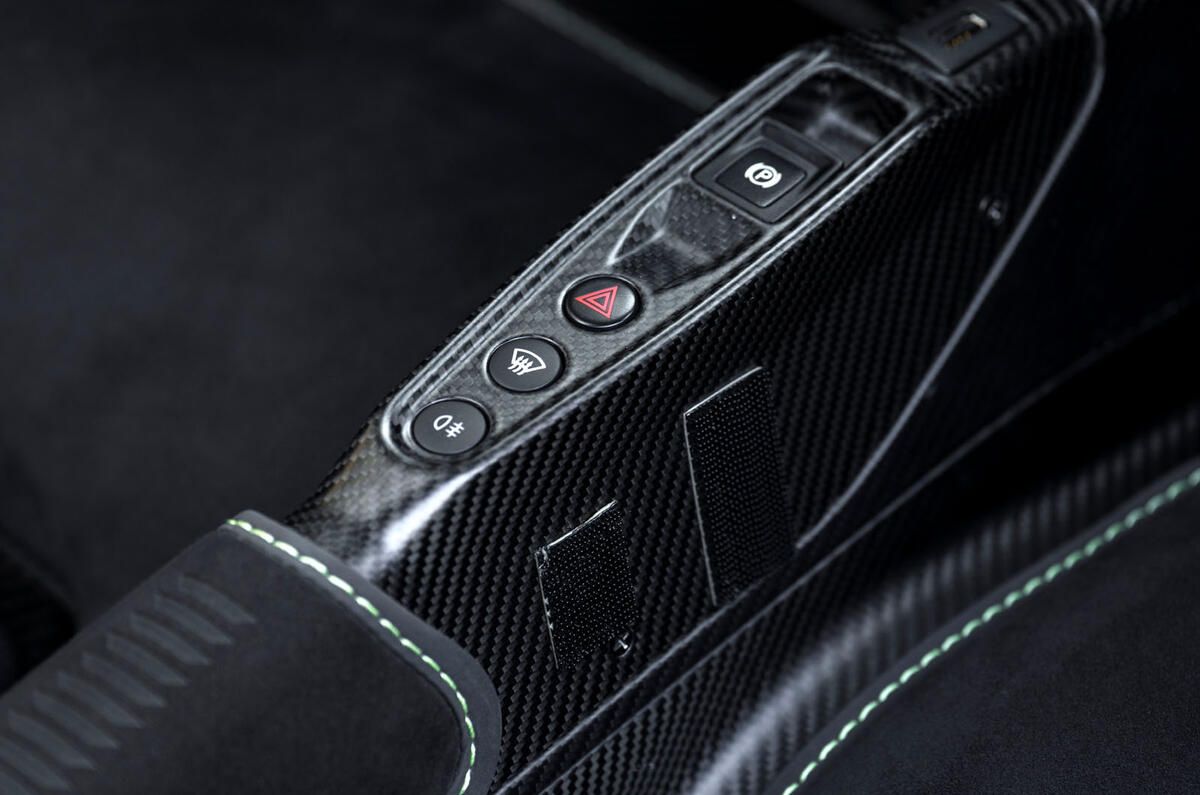 aston martin valkyrie 2023 25 aston martin valkyrie 2023 25