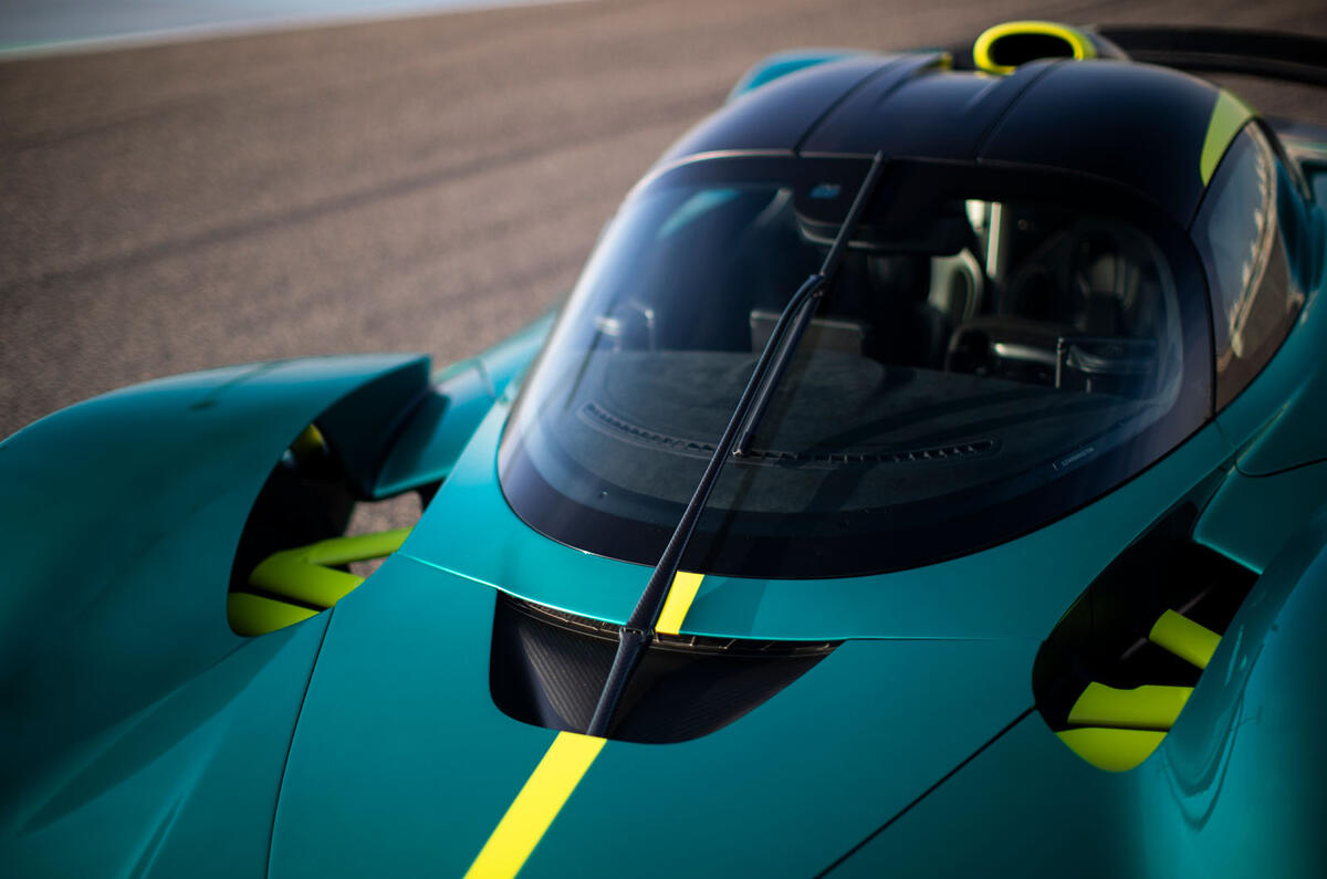 aston martin valkyrie 2023 31 aston martin valkyrie 2023 31