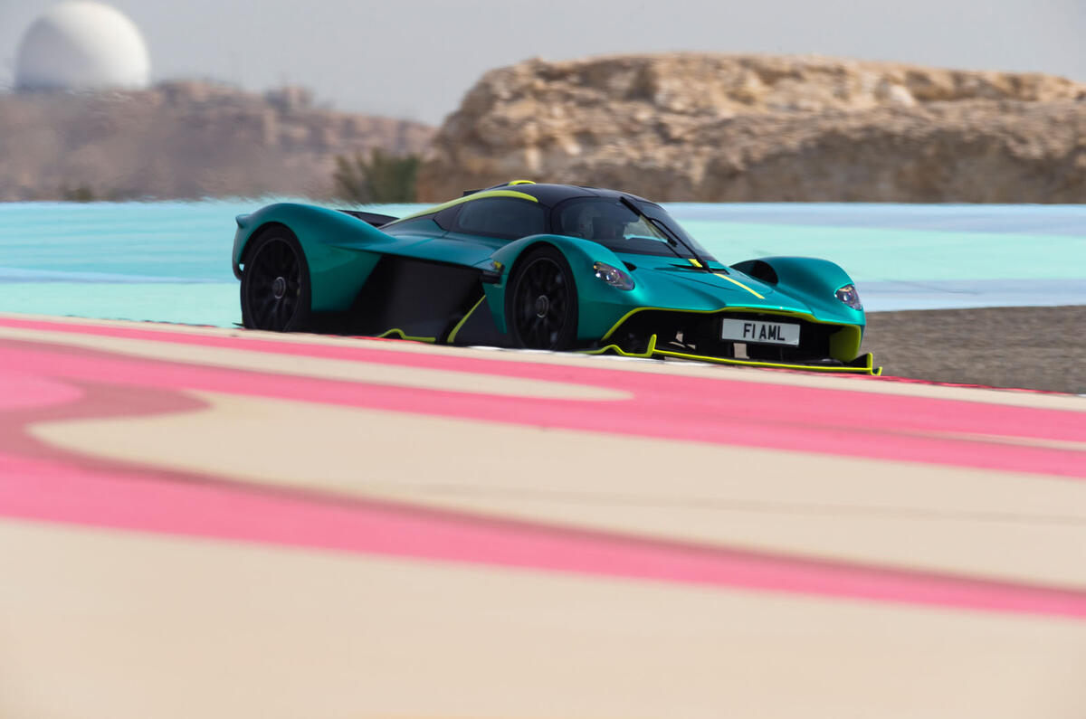 aston martin valkyrie 2023 34 aston martin valkyrie 2023 34