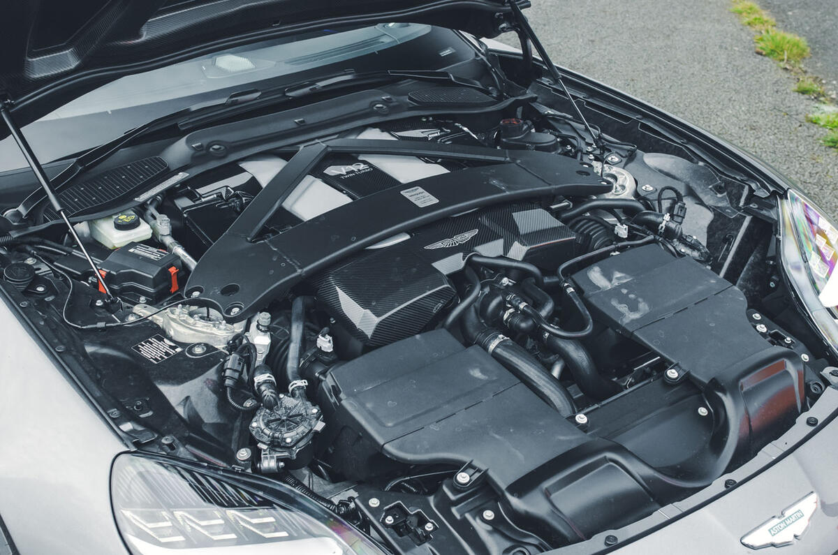 Aston martin vanquish rt 2025 20 engine bay