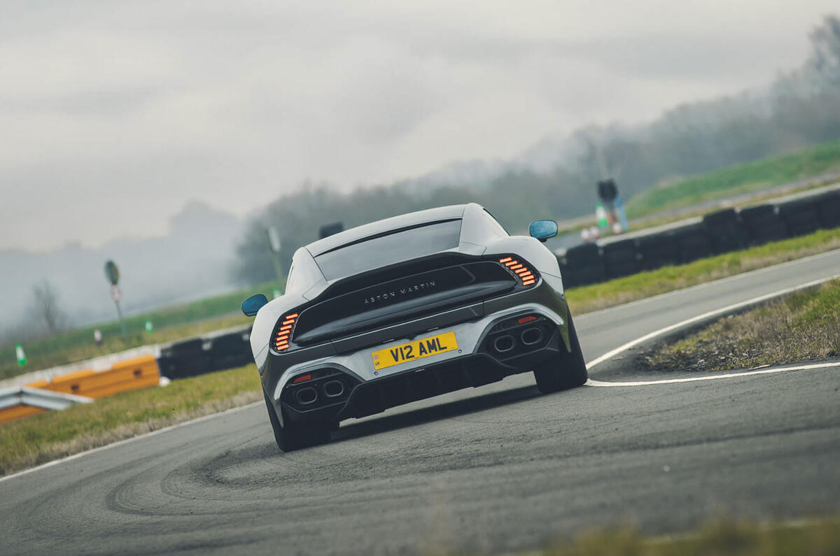 Aston martin vanquish rt 2025 4 rear corner