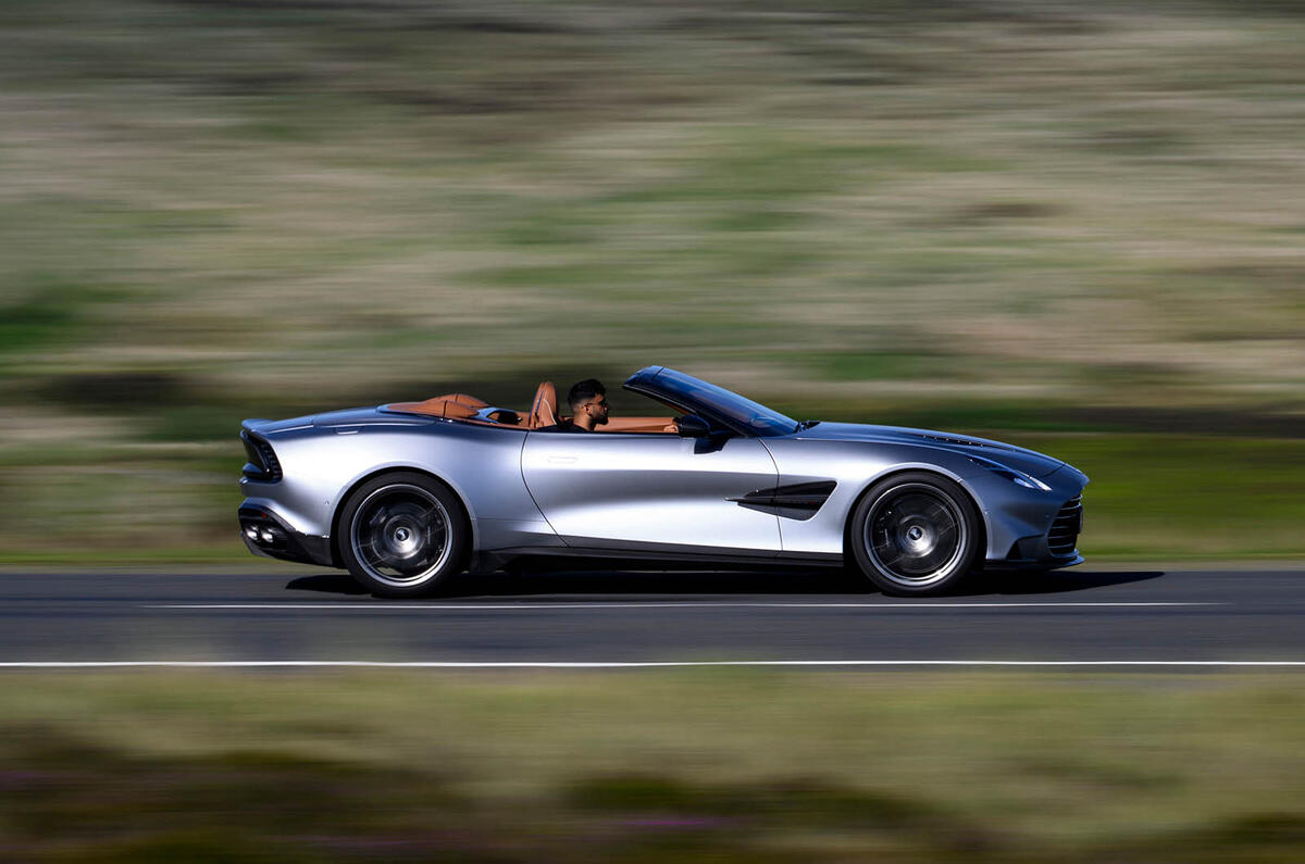 Aston Martin Vanquish Volante : essai 2025 002