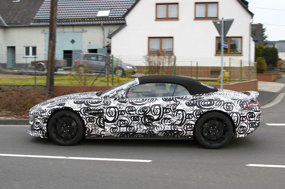 no title Aston Martin Vanquish Volante in development