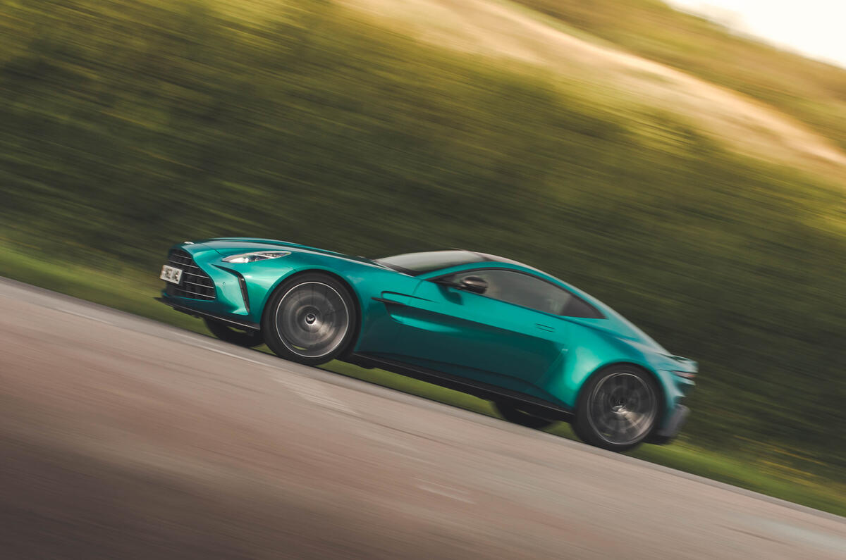 Aston Martin Vantage RT 2024 review pan 0207 Aston Martin Vantage RT 2024 review pan 0207