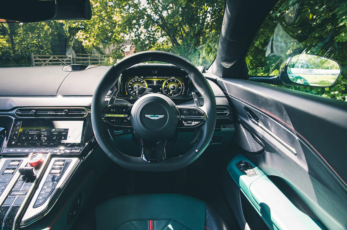 Aston Martin Vantage S review 2026 09