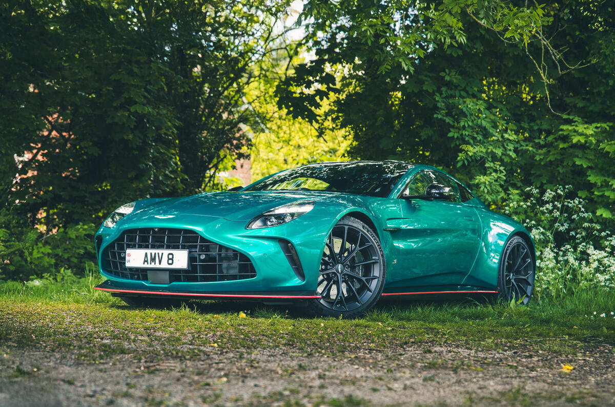 Aston Martin Vantage S review 2026 25