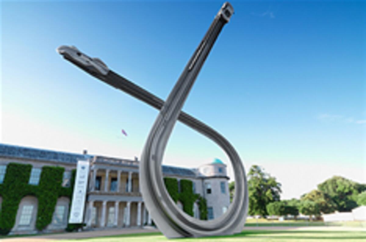 Audi unveils Goodwood statue