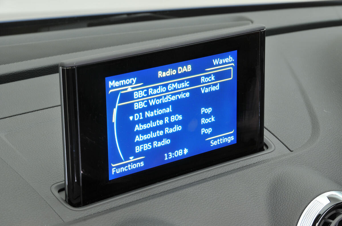 Audi A3 Cabriolet MMI infotainment screen