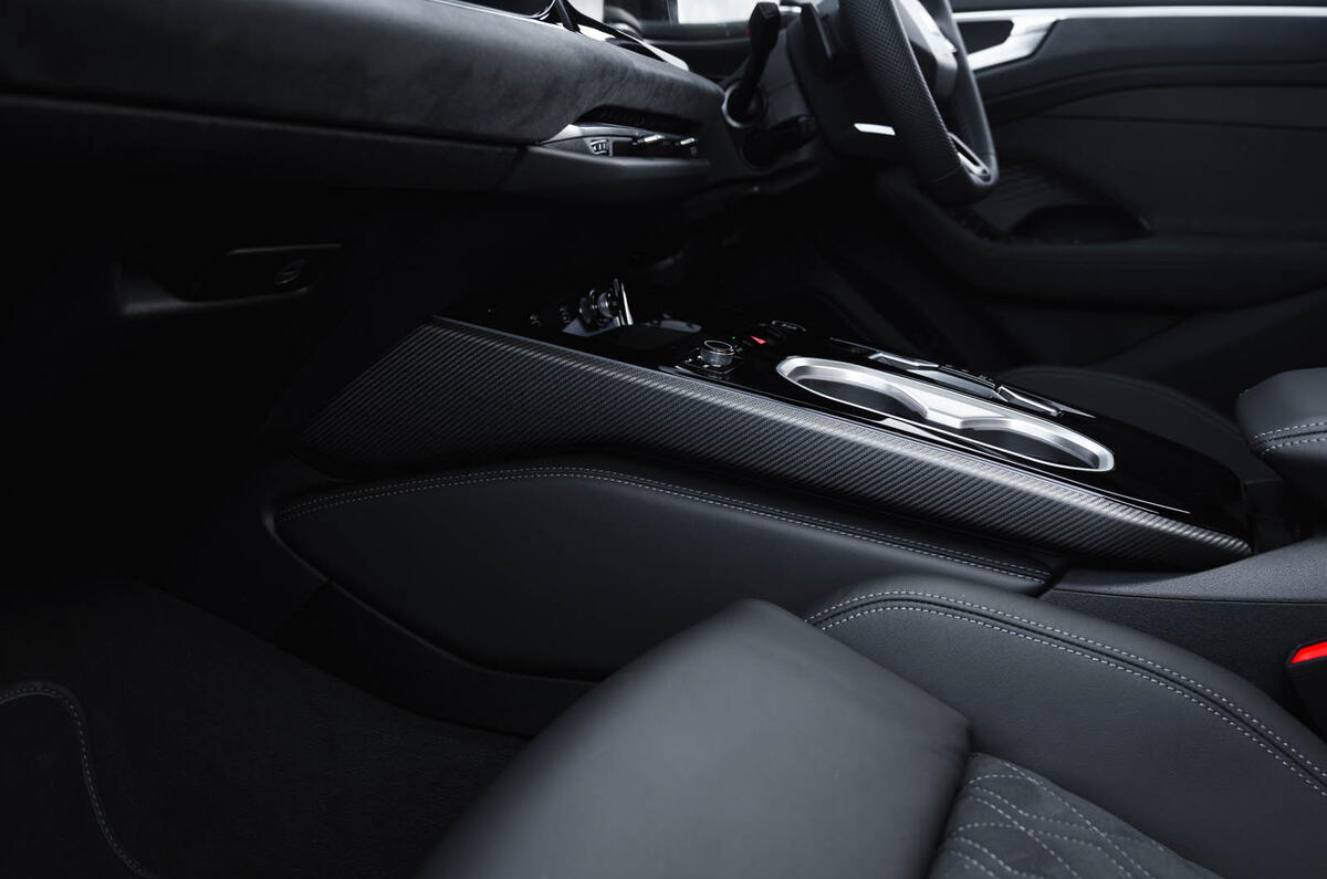 Audi A6 review 2025 18 centre console