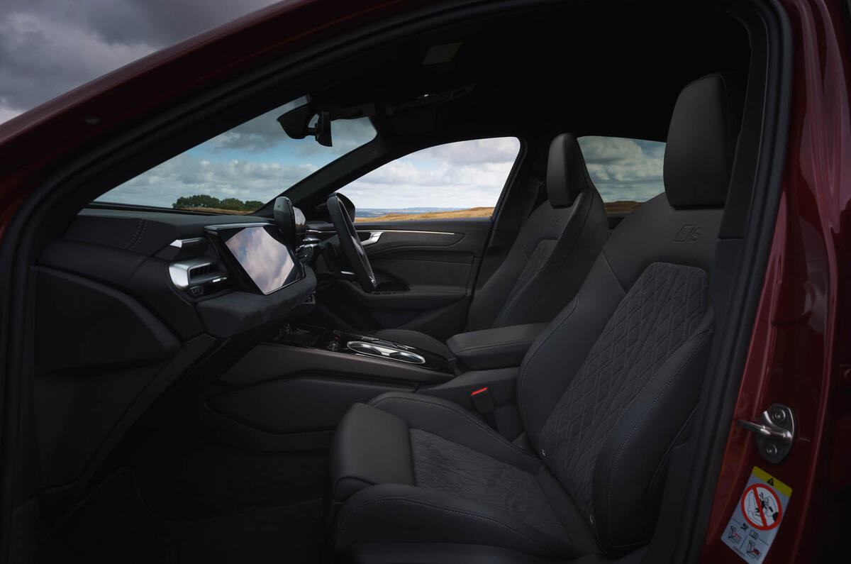 Audi A6 review 2025 24 front seats