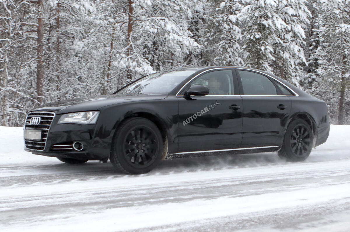 Audi S8 - first spy pics