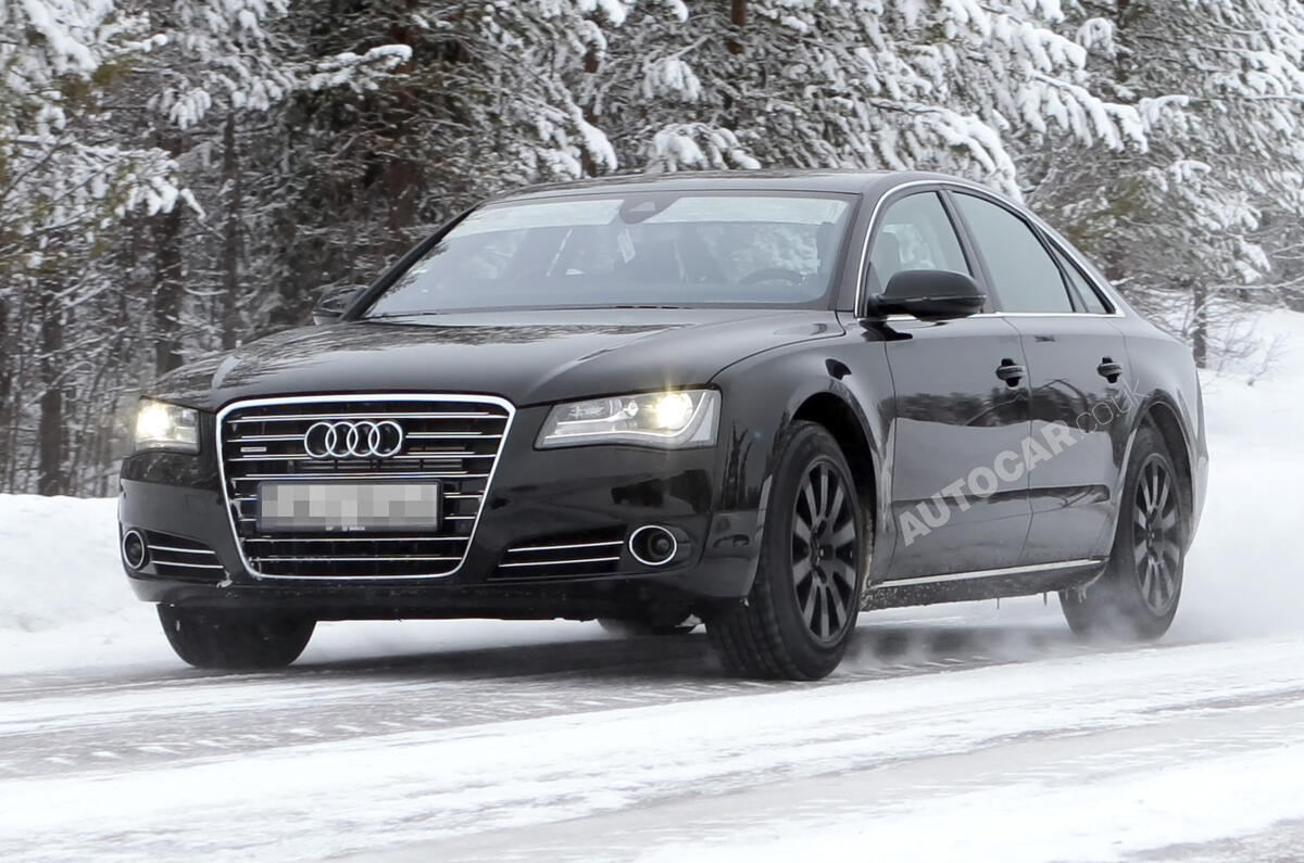 Audi S8 - first spy pics