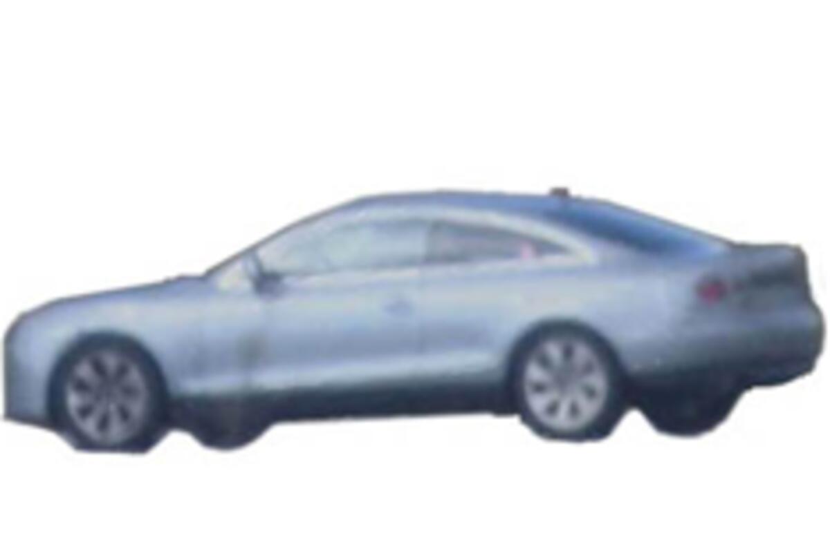Audi A5: new coupe caught undisguised