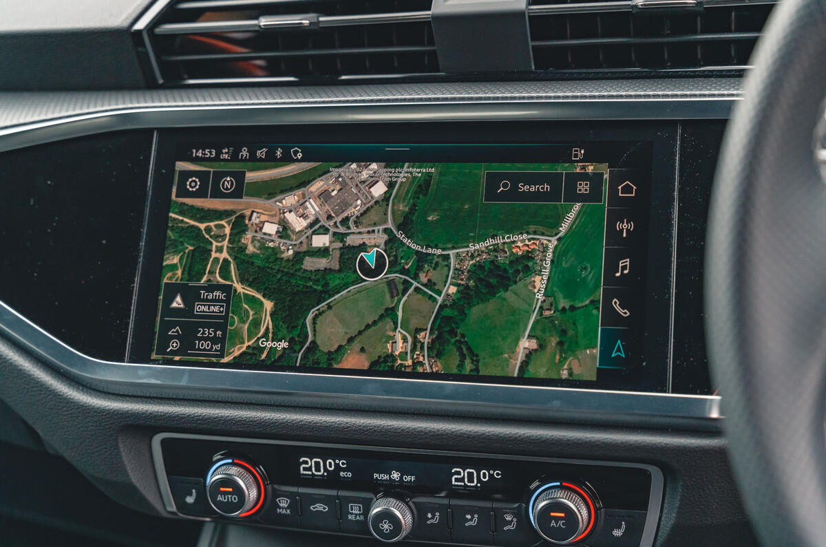 audi q3 45 tfsi sportback review 2024 12 infotinament audi q3 45 tfsi sportback review 2024 12 infotinament