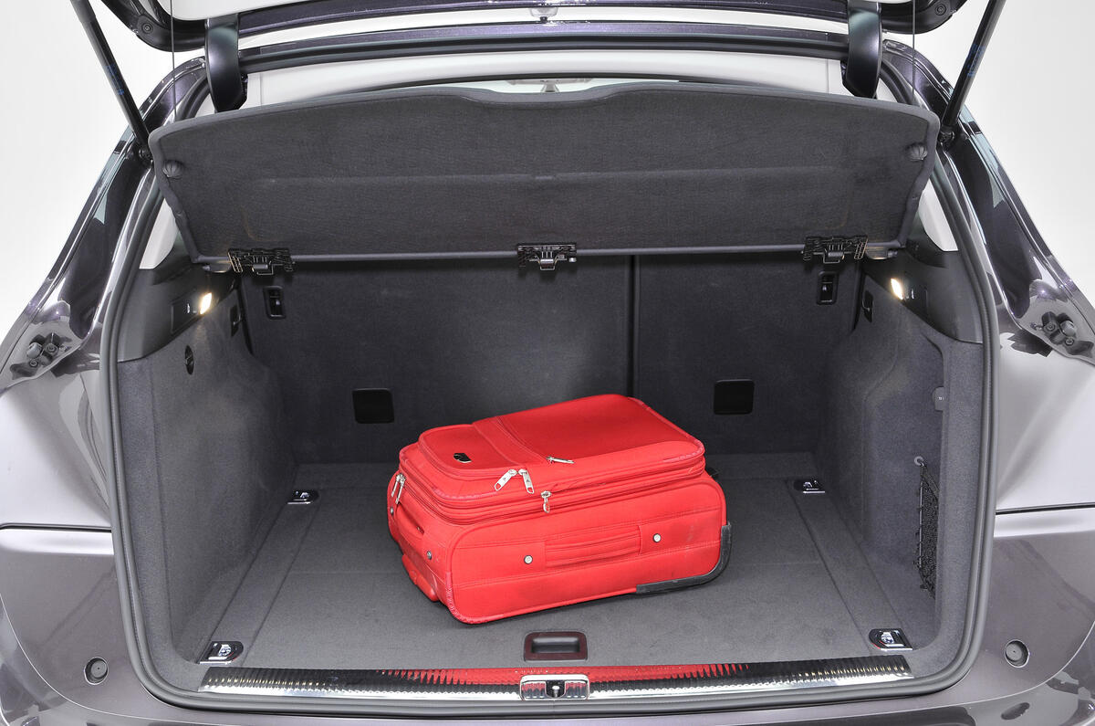 Audi Q5 boot space