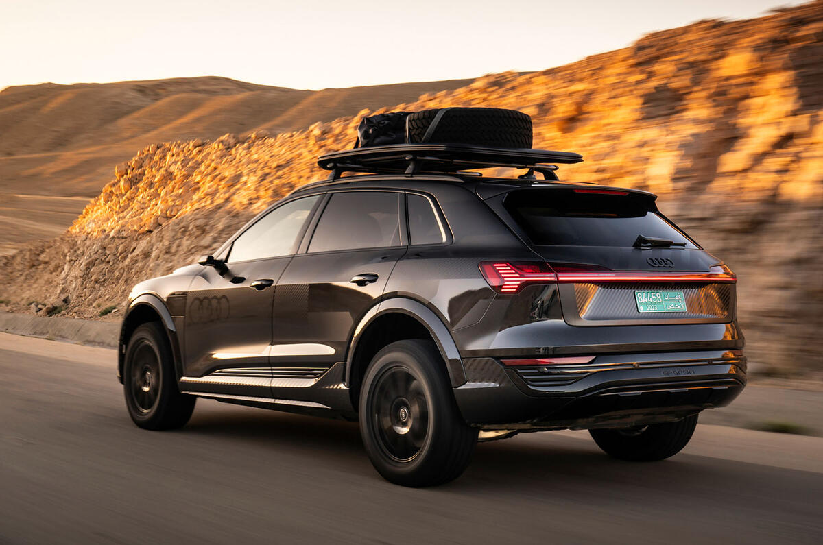 audi q8 dakar review 2023 02 tracking rear audi q8 dakar review 2023 02 tracking rear