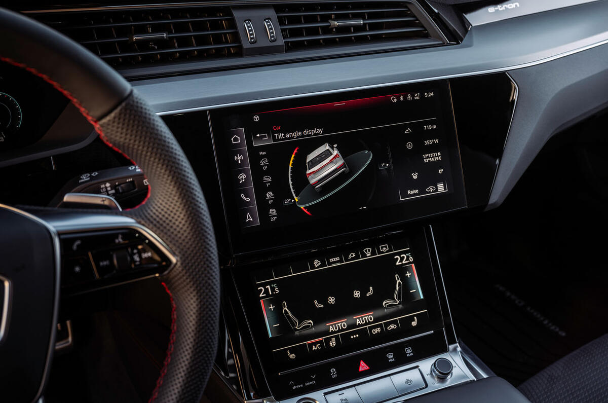 audi q8 dakar review 2023 14 infotainment audi q8 dakar review 2023 14 infotainment