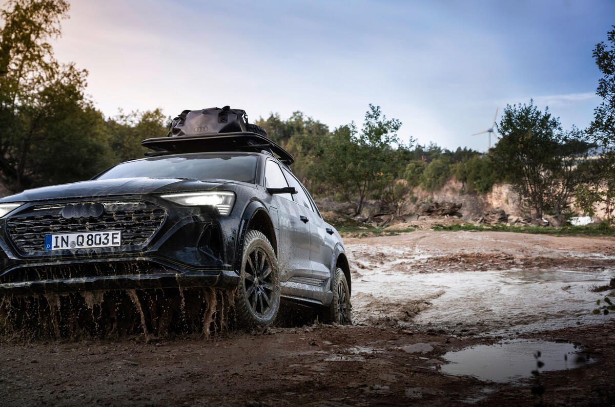 audi q8 dakar review 2023 19 action audi q8 dakar review 2023 19 action