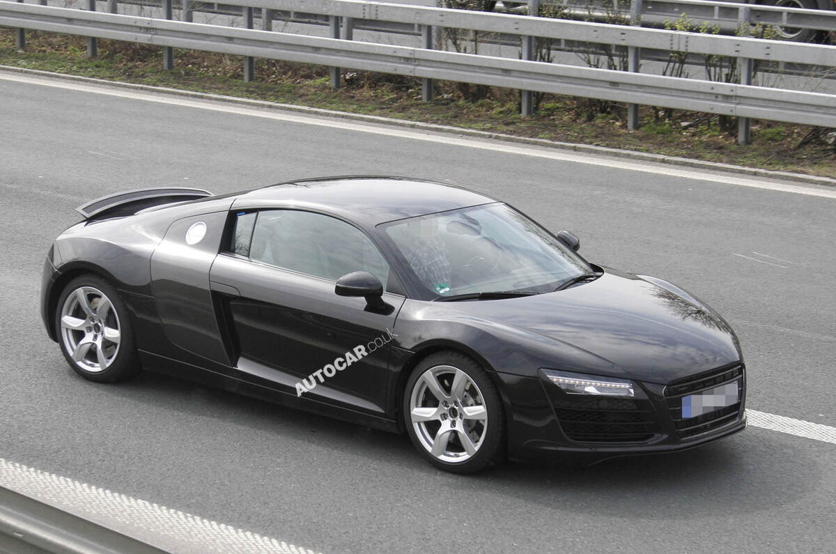 no title Audi R8 gets dual-clutch ’box