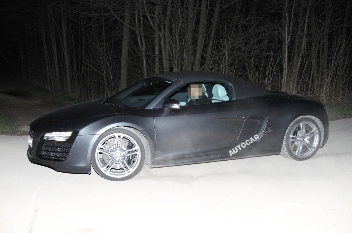 no title Audi R8 gets dual-clutch ’box