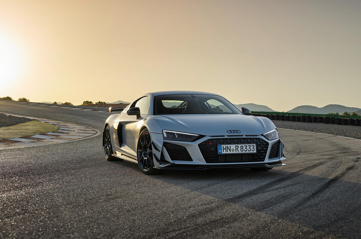 audi r8 gt rwd 17 front static audi r8 gt rwd 17 front static
