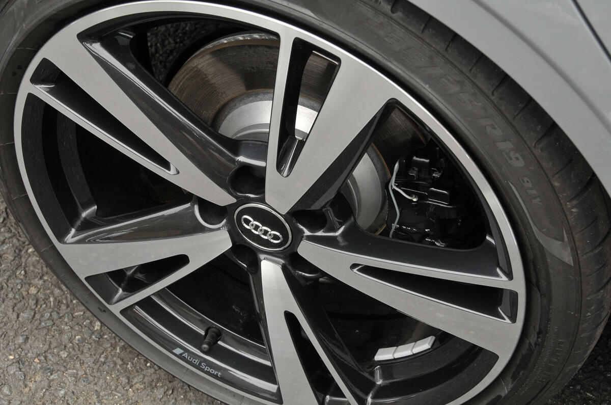 19in Audi RS3 alloy wheels
