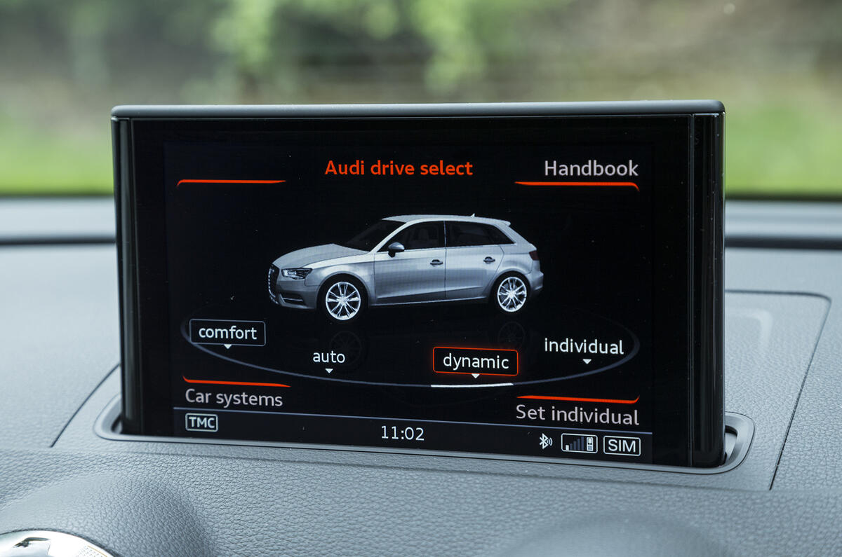 Audi RS3 Sportback vehicle settings