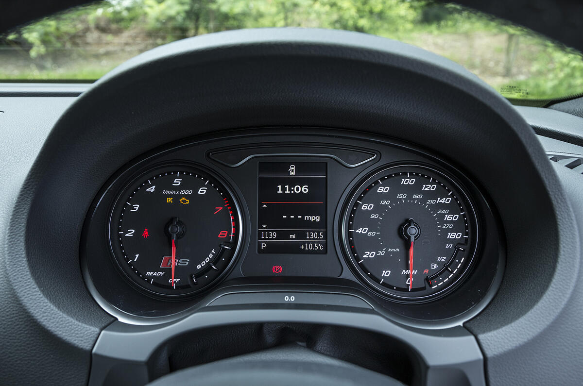 Audi RS3 Sportback instrument cluster