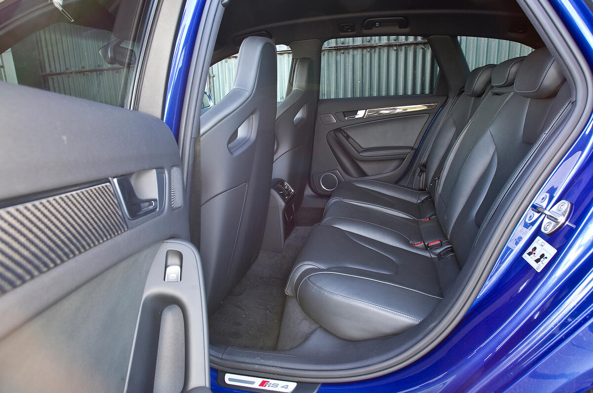 Audi RS4 Avant's rear seats