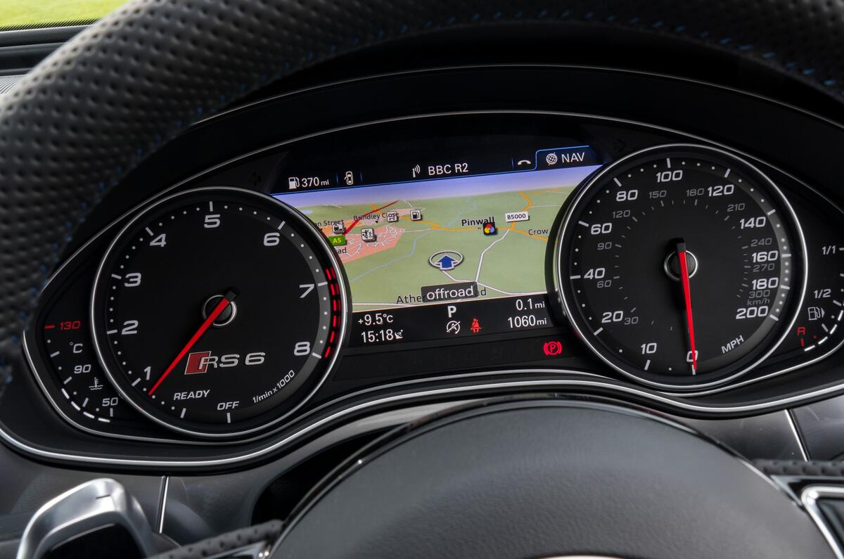 Audi RS6 instrument cluster