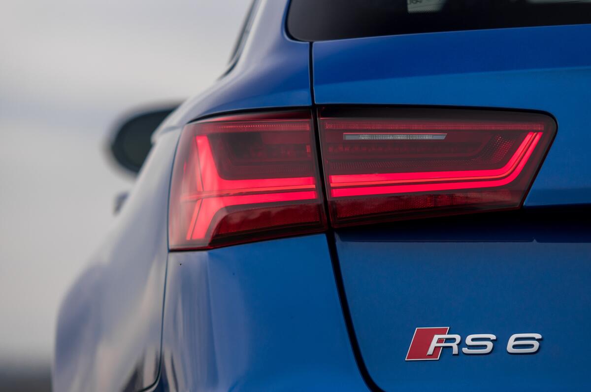 Audi RS6 rear LED headlights