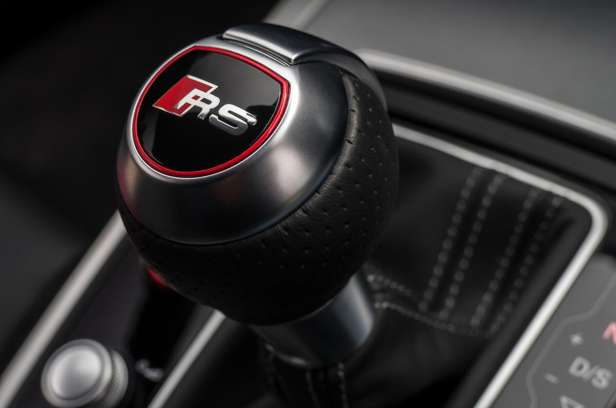 Audi RS7 badged gearknob