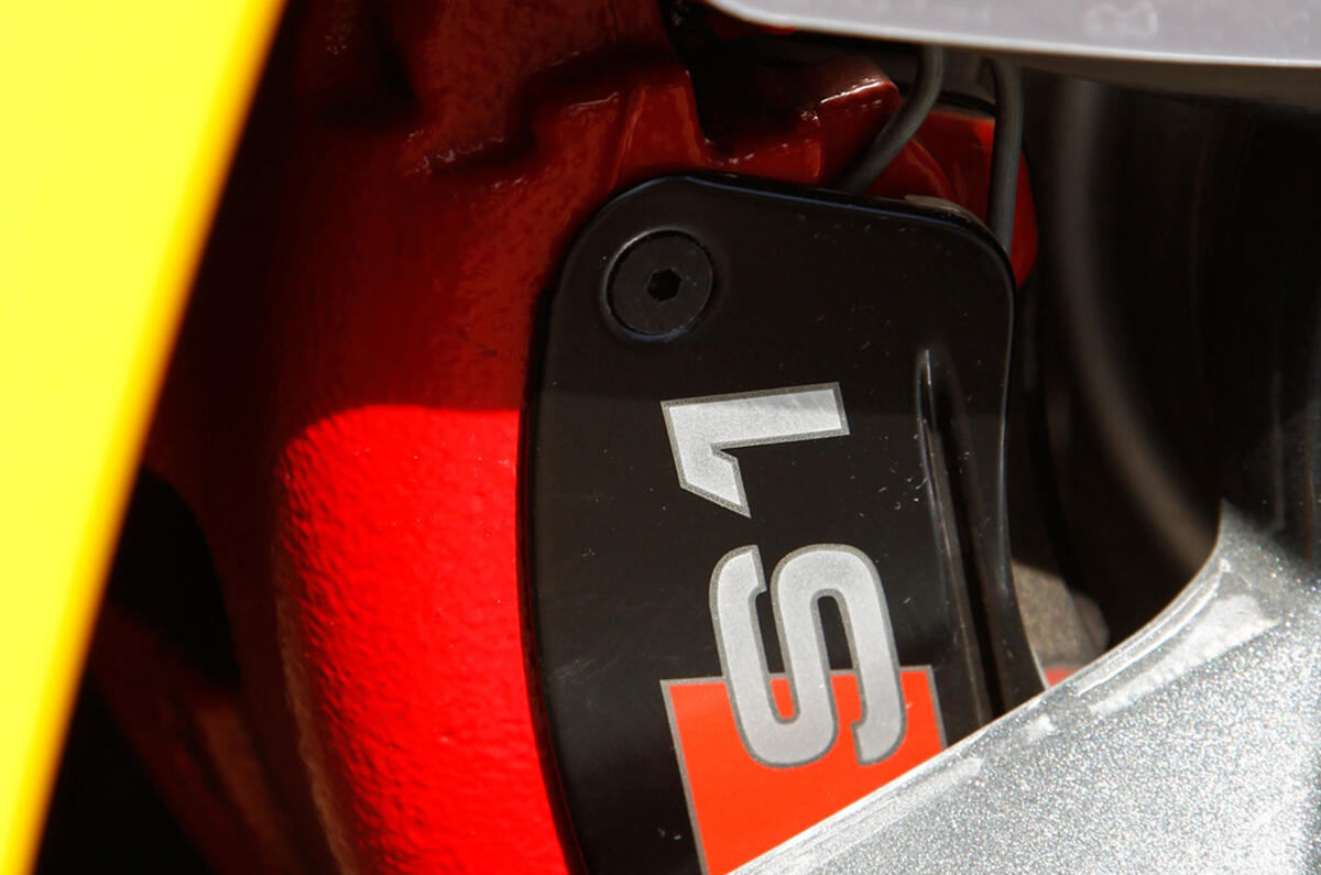 Audi S1's brake calipers